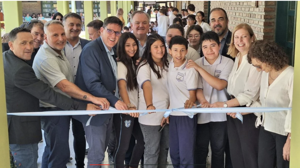 AUTORIDADES PROVINCIALES DEJARON INAUGURADAS DOS NUEVAS AULAS EN LA EESO Nº 268 DE VILLA TRINIDAD
